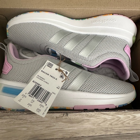 BRAND NEW* Adidias Racer TR23K Shoe - Picture 1 of 4